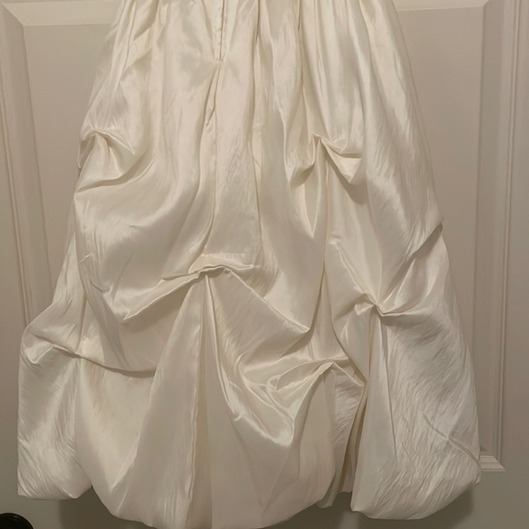 Cream White Flower Girl Dress - Elegant like NEW! worn once- Size 4-5 - Picture 7 of 12